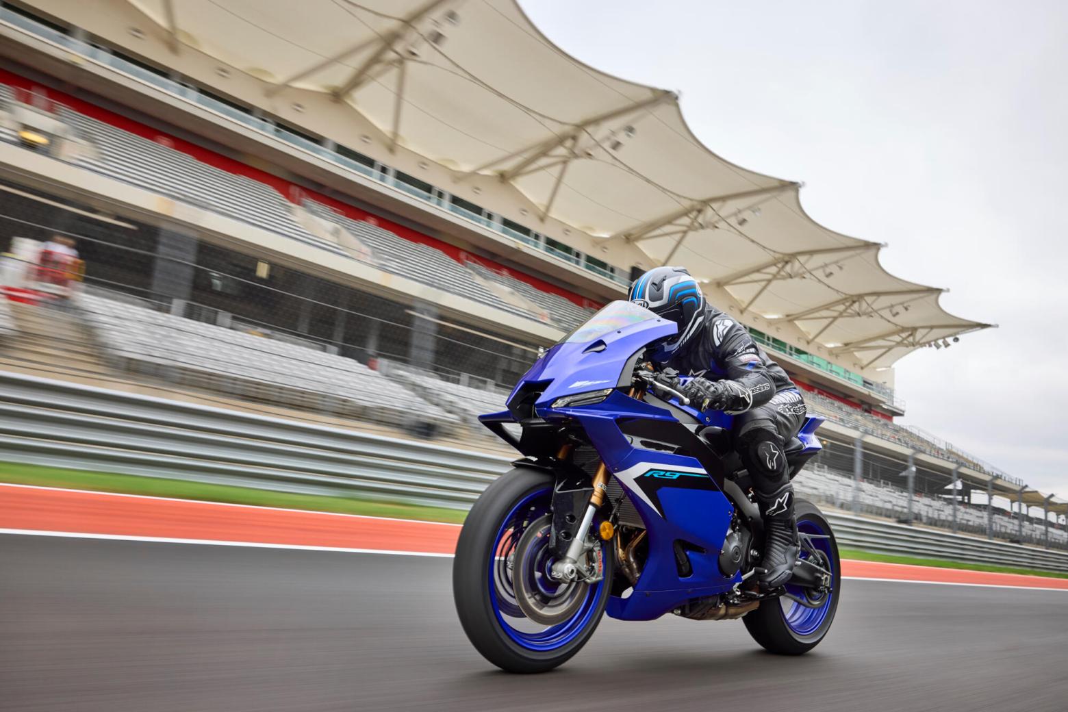 Yamaha R9 - 119hp, 93Nm tork, 250 km/h en yüksek hız