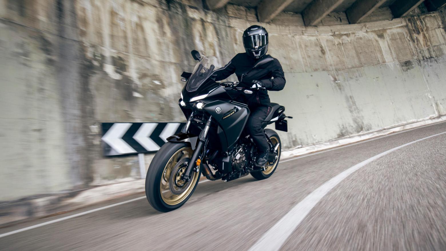 Yamaha TRACER 7 - 72.4hp, 67Nm tork, 220 km/h en yüksek hız