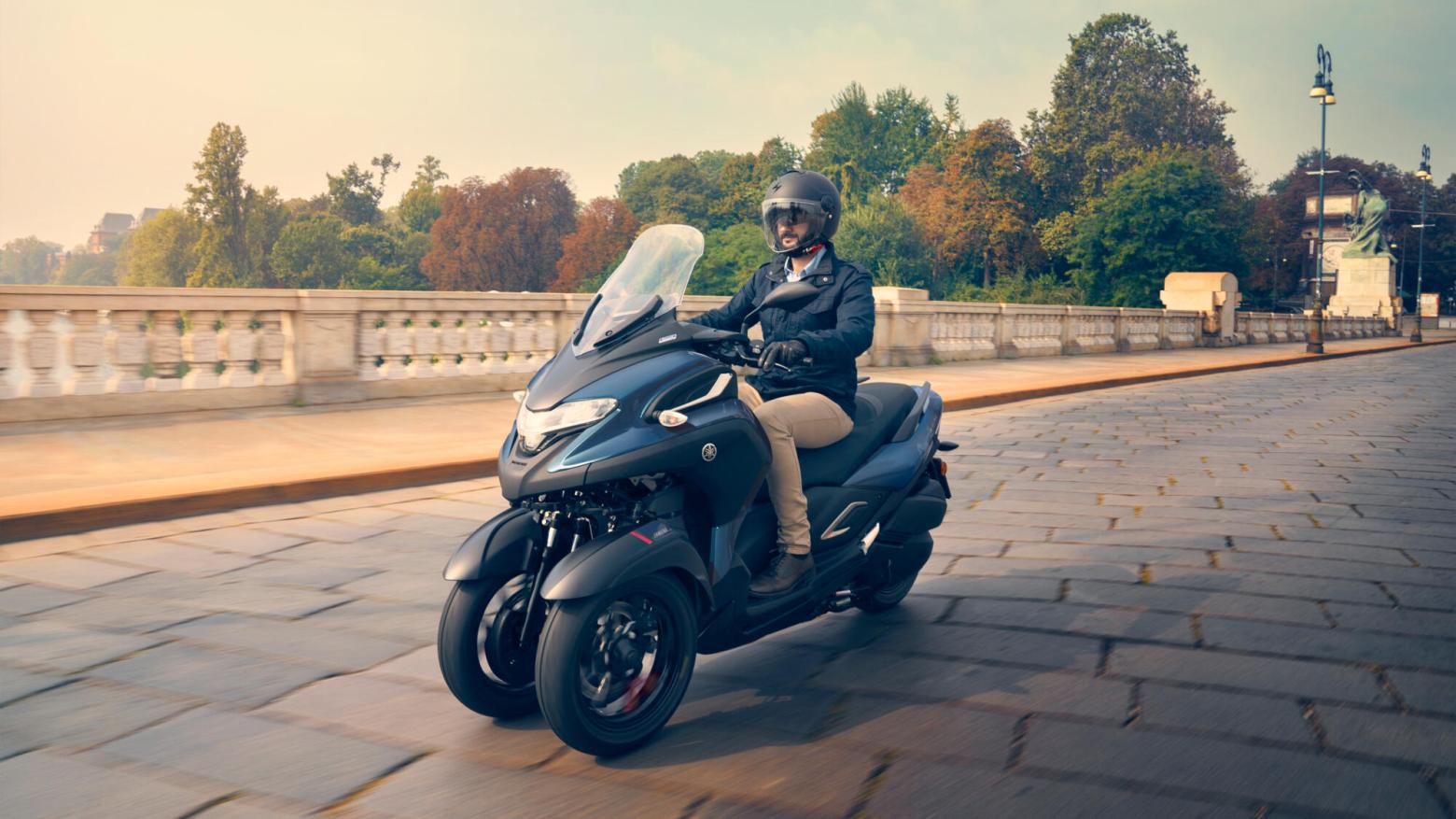 Yamaha Tricity 300 - 27.3hp, 29Nm tork, 160 km/h en yüksek hız