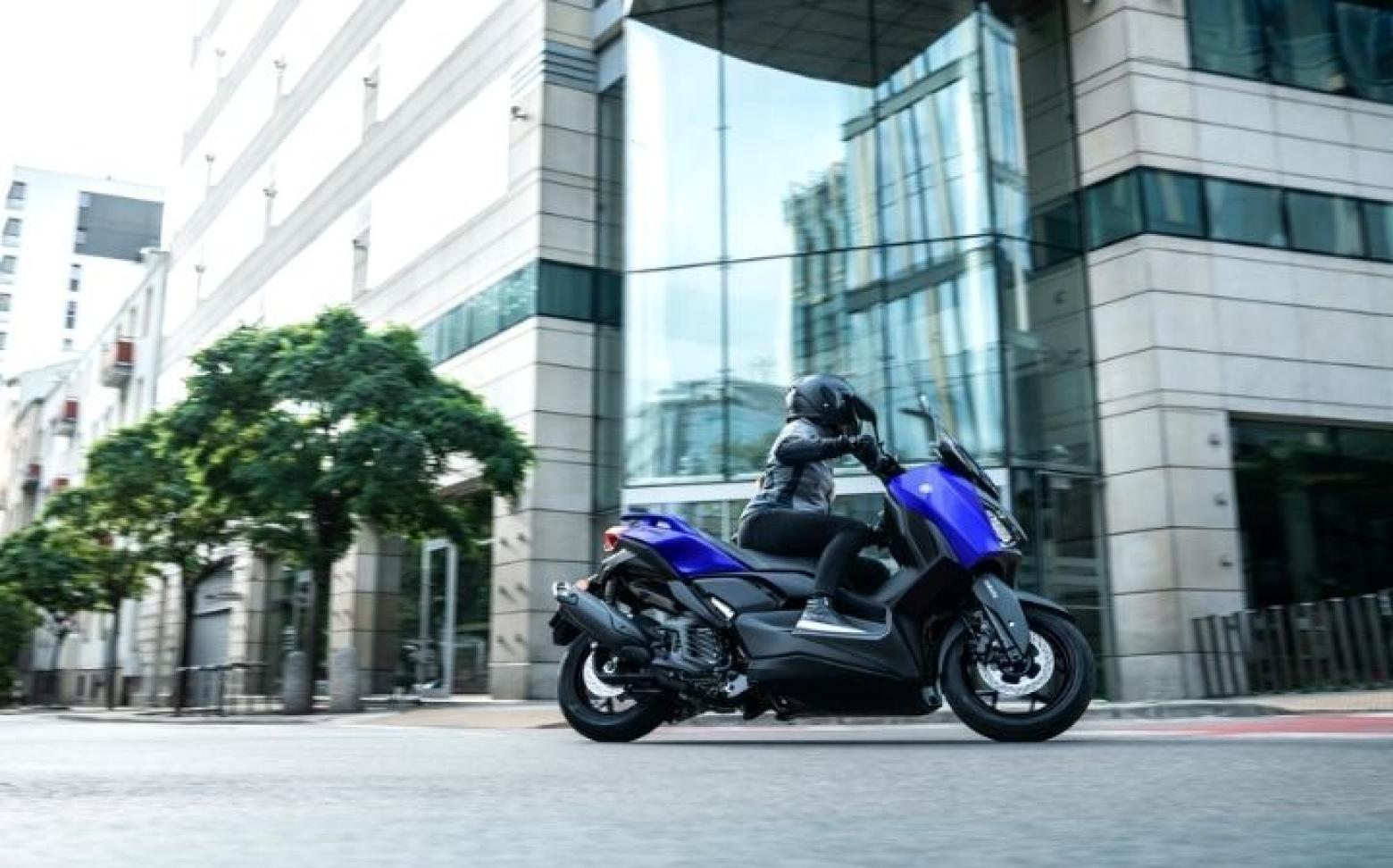 Yamaha XMAX 125 - 12hp, 11.2Nm tork, 100 km/h en yüksek hız