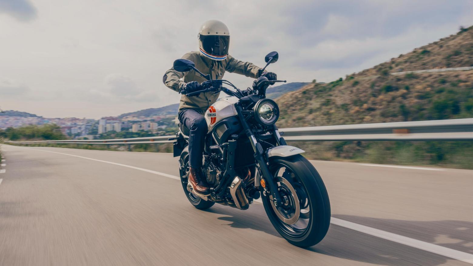 Yamaha XSR700 - 72.4hp, 67Nm tork, 210 km/h en yüksek hız