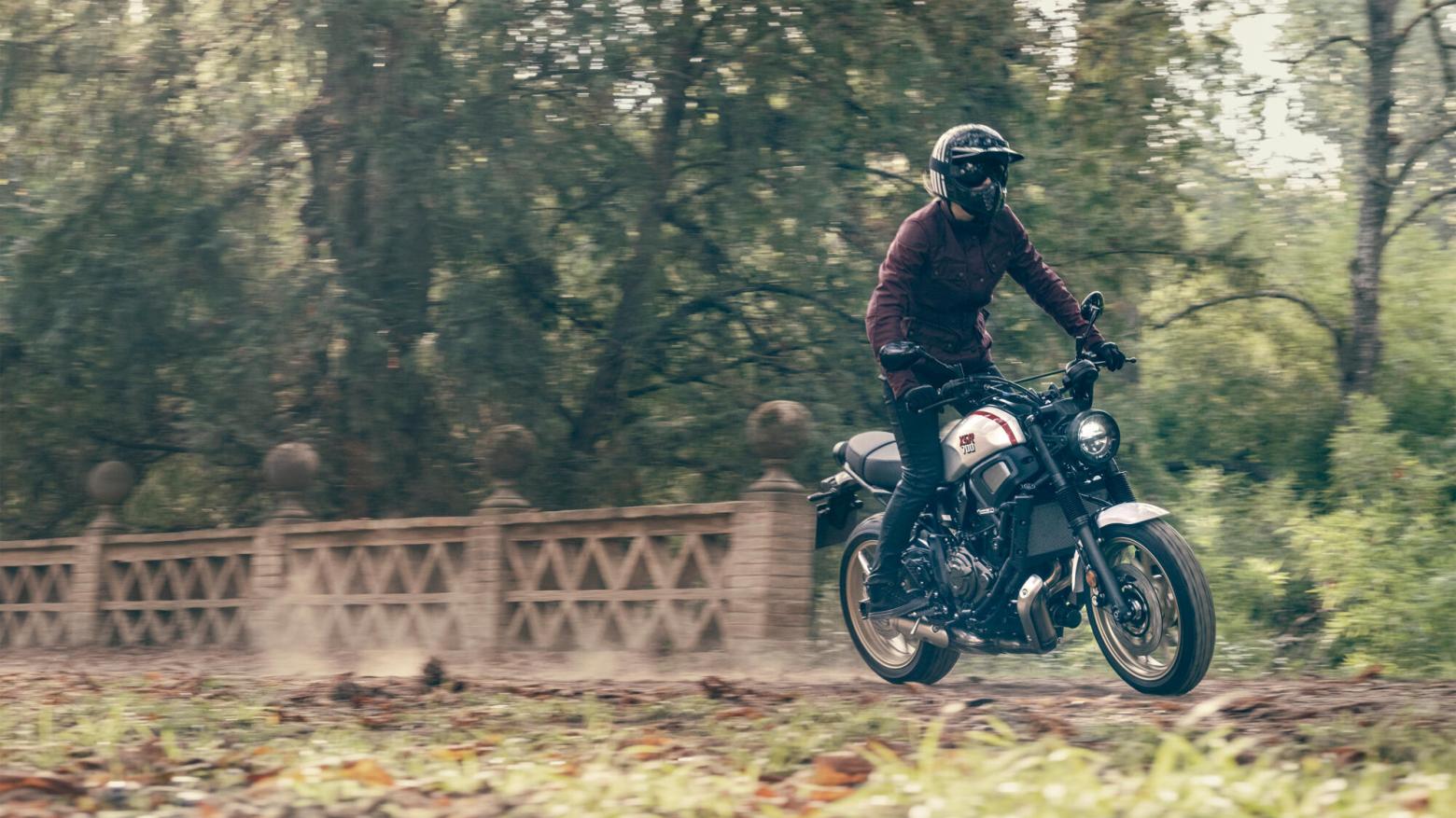 Yamaha XSR700 XTribute - 72.4hp, 67Nm tork, 215 km/h en yüksek hız