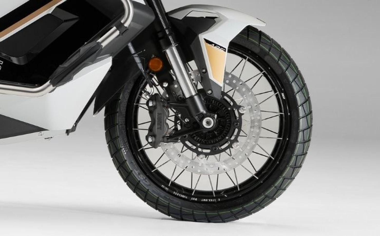 Zontes ZT-250G - 27.5hp, 25.8Nm tork, 130 km/h en yüksek hız