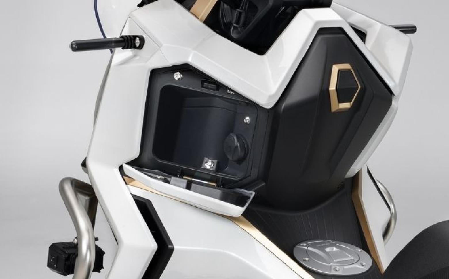 Zontes ZT-250G - 27.5hp, 25.8Nm tork, 130 km/h en yüksek hız