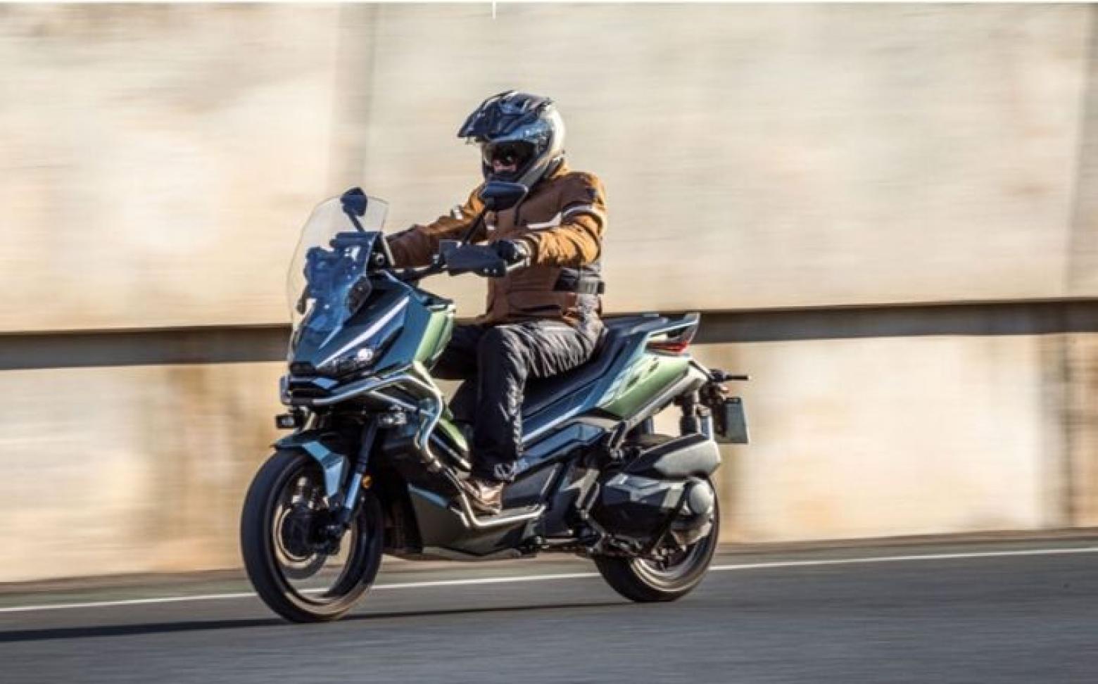 Zontes ZT368T-G - 38.8hp, 40Nm tork, 160 km/h en yüksek hız