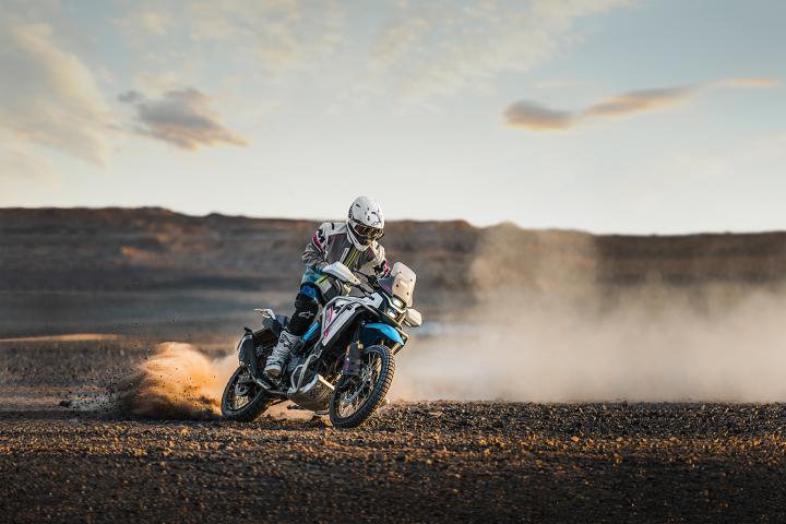  CFMOTO's proven 449cc parallel-twin platform found its stride in the 450MT, offering a smooth throttle response and reduced vibrations. The bike's off-road capabilities were enhanced with adjustable suspensions and advanced features.
