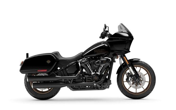 HARLEY DAVIDSON Low Rider ST Motorcycle Model Specifications: Torkue:168nm., Power:105hp, Weight:327, Top Speed:220, Fuel Capacity: 18.9, Fuel consumption: 5.6, Number of Cylinders:4, Number of Valve: 16