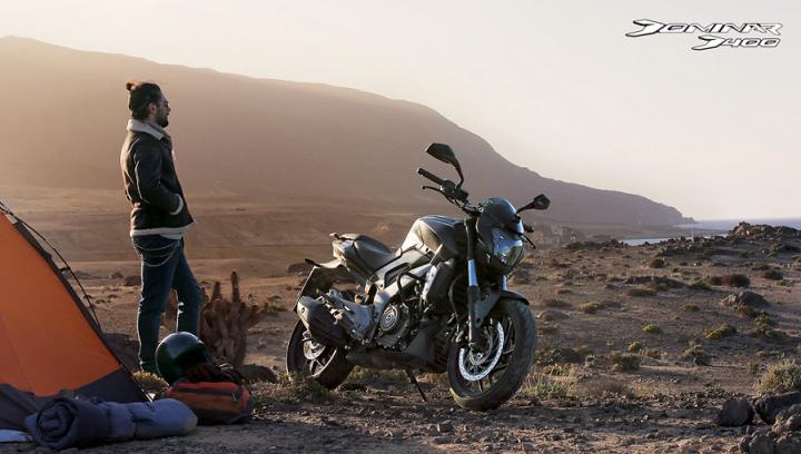 Bajaj, Hindistan merkezli bir otomotiv ve motosiklet üreticisidir. Şirket, 1945 yılında kurulmuş olup dünya genelinde tanınmış bir markadır. Bajaj, motosikletler, üç tekerlekli araçlar ve küçük binek araçlar gibi farklı segmentlerde geniş bir ürün yelpazesi sunmaktadır.