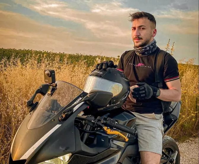 Ünlü Sosyal Medya Fenomeni Burak Can Taşan Hayatını Kaybetti | Adana Motosiklet Kazası Haberi - SBK MOTOR