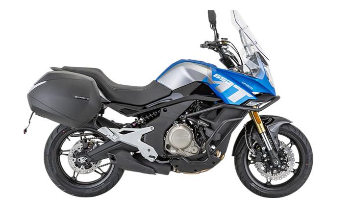 CF MOTO 650 MT Modello Motocicletta Caratteristiche: Coppia:56nm., Potenza:61hp, Peso:205, Velocità Massima:210, Capacità Serbatoio: 18, Consumo: 5.5, Numero Cilindri:2, Numero Valvole: 8