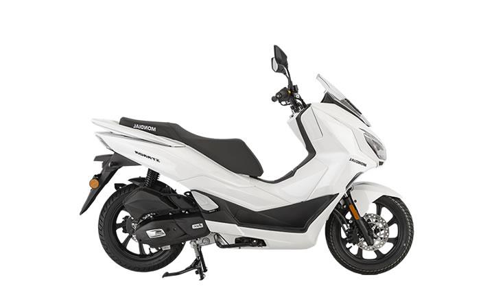 Mondial 125 Strada Caratteristiche del Modello Moto: Coppia:12nm., Potenza:11.3hp, Peso:120, Velocità Massima:99, Capacità del Serbatoio: 8.5, Consumo di Carburante: 3.2, Numero di Cilindri:1, Numero di Valvole: 2