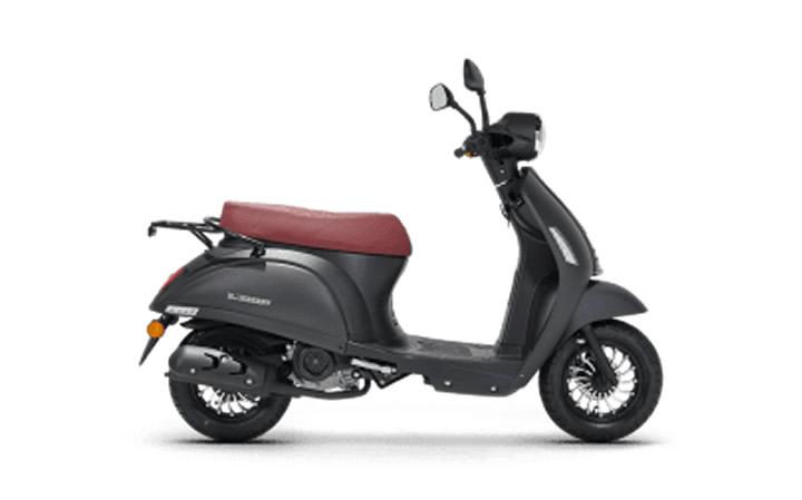 KUBA BLUEBERRY PRO 50 Modello Motocicletta Caratteristiche: Coppia:3.3nm., Potenza:3.2hp, Peso:96, Velocità Massima:45, Capacità Serbatoio: 5.5, Consumo: 2.5, Numero Cilindri:1, Numero Valvole: 2