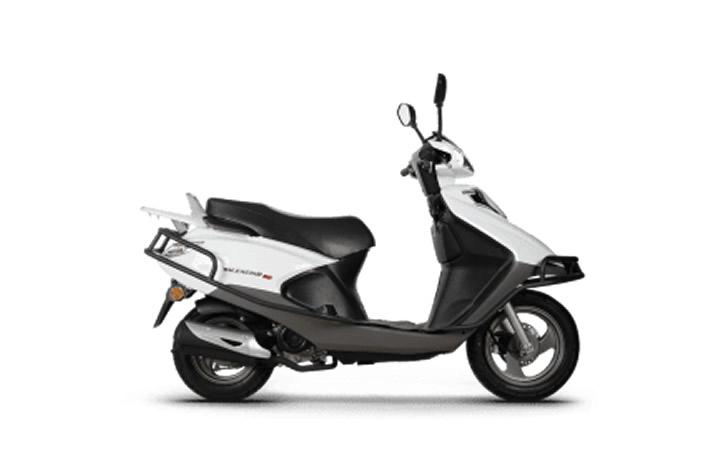 KUBA VALENTINO 50 Modello Motocicletta Caratteristiche: Coppia:2.9nm., Potenza:2.8hp, Peso:92, Velocità Massima:45, Capacità Serbatoio: 6, Consumo: 2.3, Numero Cilindri:1, Numero Valvole: 2