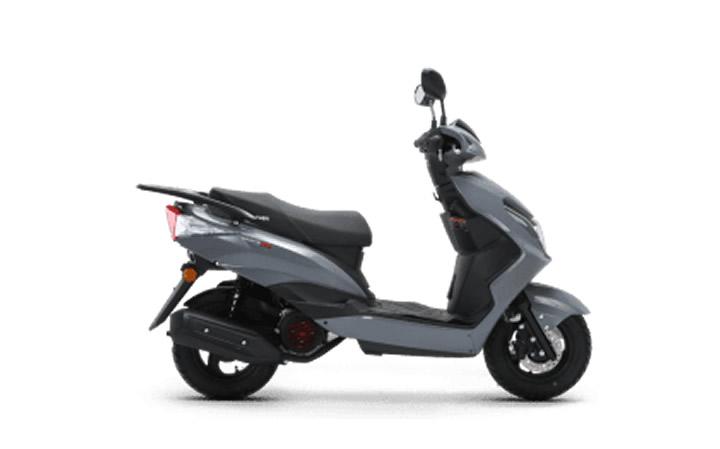 KUBA SPACE 50 PRO Modello Motocicletta Caratteristiche: Coppia:2.9nm., Potenza:2.8hp, Peso:80, Velocità Massima:80, Capacità Serbatoio: 5, Consumo: 2.6, Numero Cilindri:1, Numero Valvole: 2