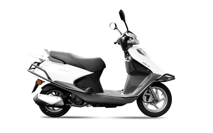 YUKI ACTIVE 50 Modello di motocicletta Specifiche: Coppia:3.3nm., Potenza:3.1hp, Peso:102, Velocità massima:45, Capacità serbatoio: 5.5, Consumo carburante: 2.9, Numero cilindri:1, Numero valvole: 2
