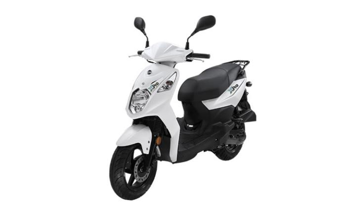 SYM X PRO II EFI 125 Modello di motocicletta Specifiche: Coppia:10nm., Potenza:10hp, Peso:113, Velocità massima:92, Capacità serbatoio: 6.5, Consumo carburante: 2.5, Numero cilindri:1, Numero valvole: 2
