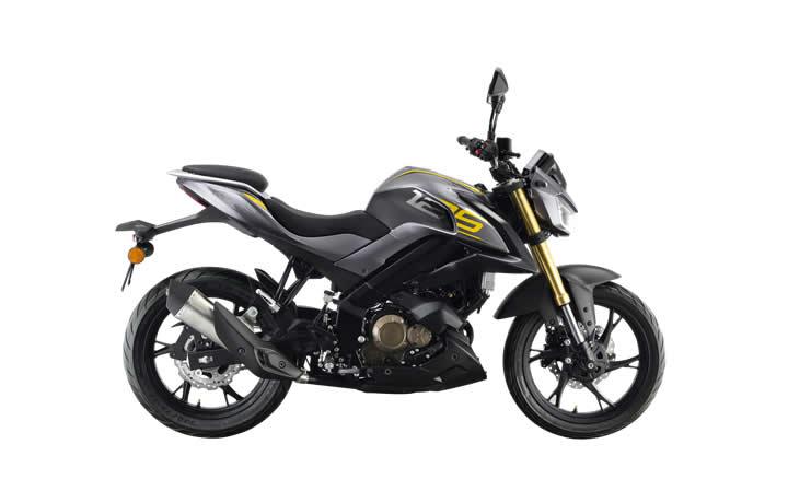 QJ MOTOR SRK 125S Caratteristiche del Modello Moto: Coppia:12nm., Potenza:14.7hp, Peso:147, Velocità Massima:110, Capacità del Serbatoio: 15, Consumo di Carburante: 2.6, Numero di Cilindri:1, Numero di Valvole: 4