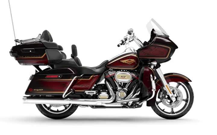 HARLEY DAVİDSON CVO Road Glide Limited Modello Motocicletta Caratteristiche: Coppia:166nm., Potenza:105hp, Peso:437, Velocità Massima:260, Capacità Serbatoio: 22.7, Consumo: 6.3, Numero Cilindri:4, Numero Valvole: 16