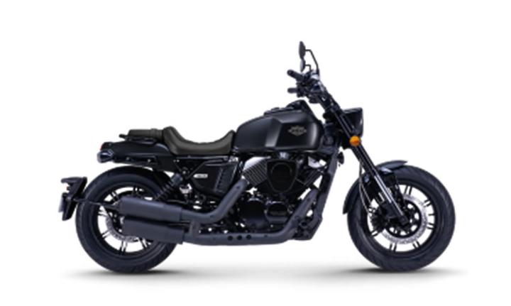 RKS K-LIGHT 250 Modello Motocicletta Caratteristiche: Coppia:16nm., Potenza:18.1hp, Peso:179, Velocità Massima:145, Capacità Serbatoio: 20, Consumo: 4.2, Numero Cilindri:2, Numero Valvole: 4