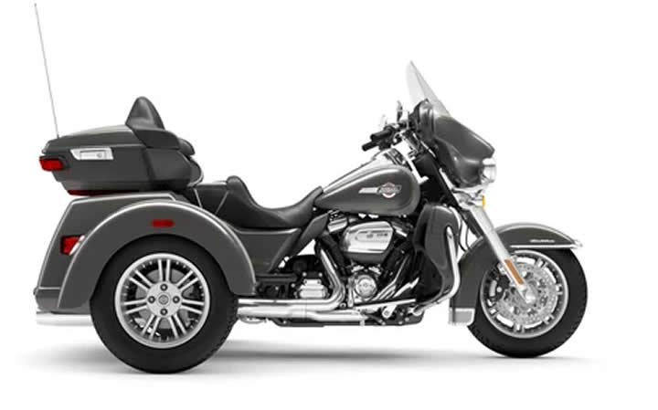 HARLEY DAVİDSON Tri Glide Ultra Modello Motocicletta Caratteristiche: Coppia:159nm., Potenza:87hp, Peso:564, Velocità Massima:220, Capacità Serbatoio: 22.7, Consumo: 6.8, Numero Cilindri:4, Numero Valvole: 16