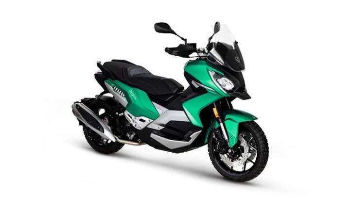 Peugeot XP400 Allure Modello Motocicletta Caratteristiche: Coppia:38.1nm., Potenza:36.7hp, Peso:170, Velocità Massima:160, Capacità Serbatoio: 12, Consumo: 3.5, Numero Cilindri:1, Numero Valvole: 4