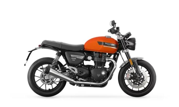 TRIUMPH Speed Twin 1200 Modello di motocicletta Specifiche: Coppia:112nm., Potenza:100hp, Peso:216, Velocità massima:230, Capacità serbatoio: 14.5, Consumo carburante: 5.1, Numero cilindri:2, Numero valvole: 8