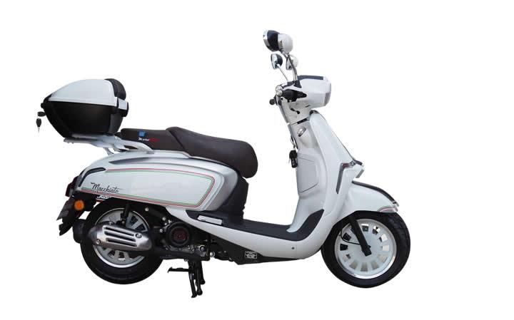 MOTOLUX MACCHIATO 50 Modello di motocicletta Specifiche: Coppia:3.2nm., Potenza:3.7hp, Peso:101, Velocità massima:45, Capacità serbatoio: 5.4, Consumo carburante: 2.3, Numero cilindri:1, Numero valvole: 2