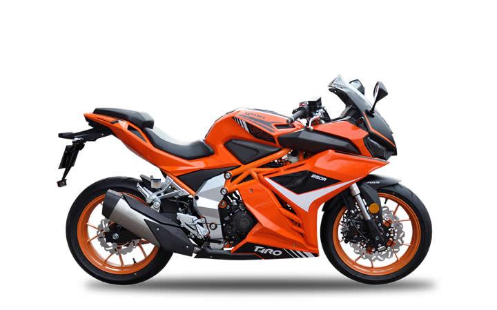 YUKI GP-1 TARO 250 Modello di motocicletta Specifiche: Coppia:26nm., Potenza:21hp, Peso:176, Velocità massima:150, Capacità serbatoio: 13.5, Consumo carburante: 4, Numero cilindri:1, Numero valvole: 4