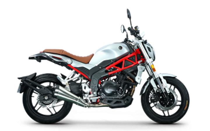 RKS RS400 Caratteristiche del Modello Moto: Tork:35nm., Güç:38.2hp, Peso:170, Velocità Massima:170, Capacità del Serbatoio: 15, Consumo di Carburante: 4, Numero di Cilindri:2, Numero di Valvole: 8