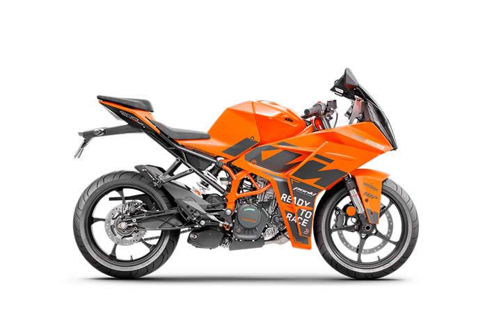 KTM RC 200 Modello di motocicletta Specifiche: Coppia:19.5nm., Potenza:25hp, Peso:140, Velocità massima:150, Capacità serbatoio: 13.7, Consumo carburante: 3.5, Numero cilindri:1, Numero valvole: 4