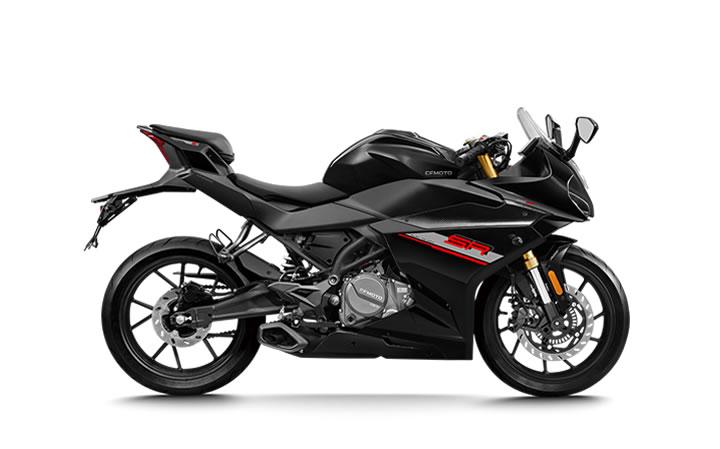 CF MOTO 250 SR Caratteristiche del Modello Moto: Tork:22nm., Güç:28hp, Peso:165, Velocità Massima:162, Capacità del Serbatoio: 12, Consumo di Carburante: 3.6, Numero di Cilindri:1, Numero di Valvole: 4