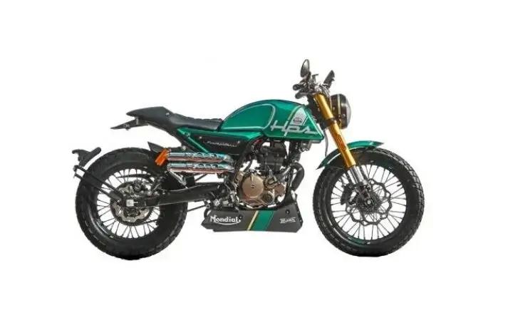 F.B Mondial HPS 125 Caratteristiche del Modello Moto: Tork:10.5nm., Güç:13hp, Peso:133, Velocità Massima:110, Capacità del Serbatoio: 9.5, Consumo di Carburante: 2.7, Numero di Cilindri:1, Numero di Valvole: 4