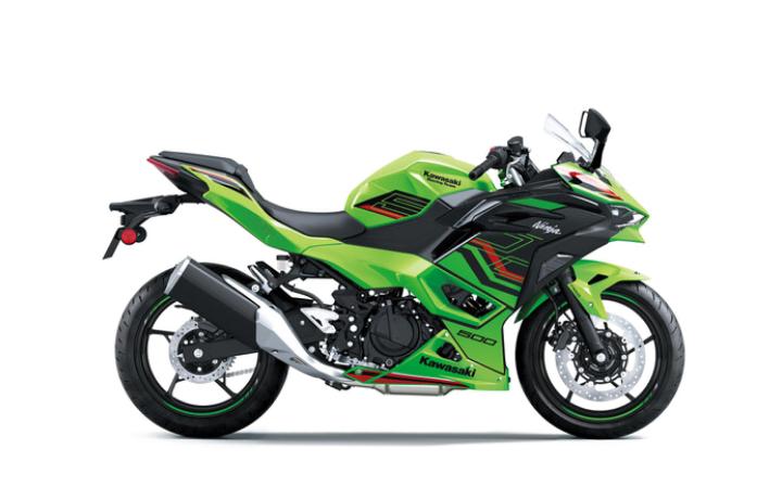 Kawasaki Ninja 500 SE Caratteristiche del Modello Moto: Tork:42.6nm., Güç:52hp, Peso:184, Velocità Massima:195, Capacità del Serbatoio: 14, Consumo di Carburante: 3.8, Numero di Cilindri:2, Numero di Valvole: 8