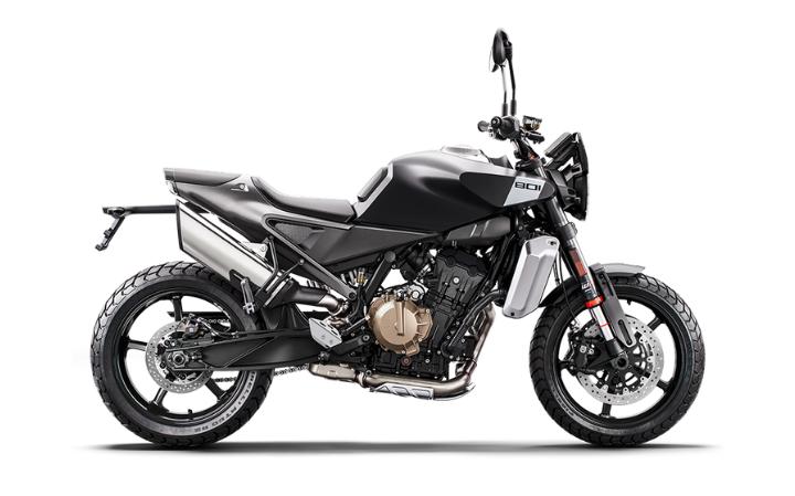 Husqvarna Svartpilen 801 Caratteristiche del Modello Moto: Tork:87nm., Güç:105hp, Peso:181, Velocità Massima:230, Capacità del Serbatoio: 14, Consumo di Carburante: 4.5, Numero di Cilindri:2, Numero di Valvole: 8