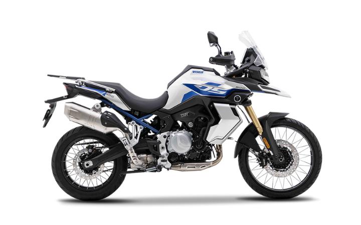 Voge DS900X Caratteristiche del Modello Moto: Tork:95nm., Güç:93.9hp, Peso:255, Velocità Massima:210, Capacità del Serbatoio: 17, Consumo di Carburante: 5, Numero di Cilindri:2, Numero di Valvole: 8