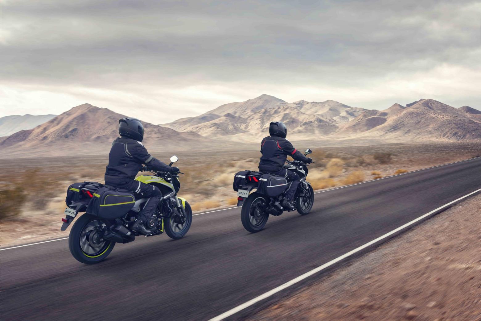 Bajaj Dominar D 250 Motosiklet Özellikleri : Bajaj Dominar D 250 27hp Güç, 23.5nm. Tork, 165km/h Top Speed, 250cc Motor Hacmi,  Fiyat : 172692TL Fiyat, , 180kg Ağırlık, Ön ve Arka ABS (Bybre Fren Kaliperleri) Fren, Ön - Arka(100/80-17 / 130/70-17)