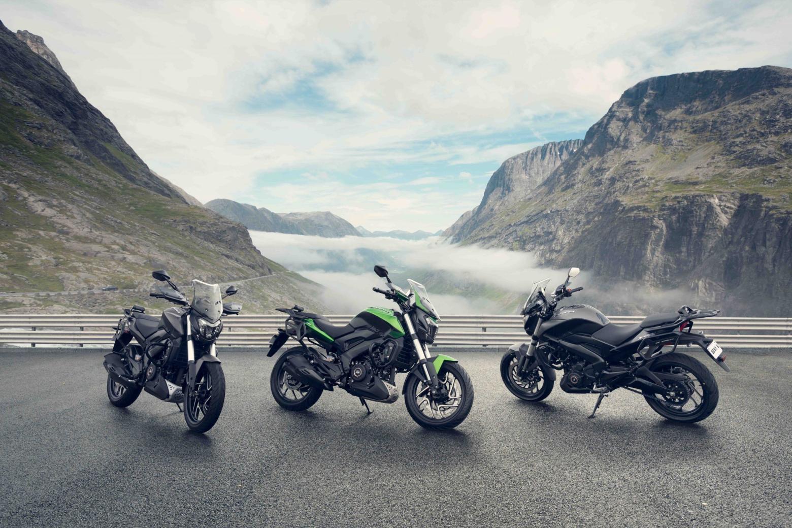 Bajaj Dominar D 400 Motosiklet Özellikleri : Bajaj Dominar D 400 40hp Güç, 35nm. Tork, 175km/h Top Speed, 400cc Motor Hacmi,  Fiyat : 232400TL Fiyat, , 192kg Ağırlık, Ön ve Arka ABS (Bybre Fren Kaliperleri) Fren, Ön - Arka(110/70-17 / 150/60-17)