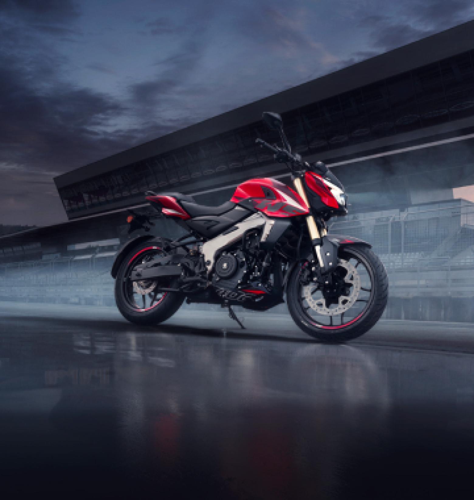 Bajaj Pulsar NS400 Z Motosiklet Özellikleri : Bajaj Pulsar NS400 Z 40hp Güç, 35nm. Tork, 165km/h Top Speed, 400cc Motor Hacmi,  Fiyat : 210000TL Fiyat, , 176kg Ağırlık, Ön Disk Arka Disk ABS Fren, Ön : 110/70 R17 Arka : 140/70 R17