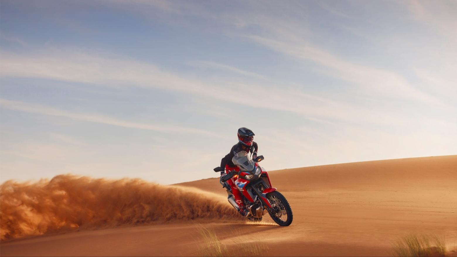 Honda Africa Twin 1084 Motosiklet Özellikleri : Honda Africa Twin 1084 102hp Güç, 105nm. Tork, 215km/h Top Speed, 1000cc Üstü,  Fiyat : 735750TL Fiyat, , 226kg Ağırlık, Ön / Arka (256 mm x 3,5 mm çift pistonlu kaliper / 220 mm x 4.5mm tek pistonlu kaliper) 2 Kanallı ABS Fren, Ön - Arka(90/90-21M/C 54H / 150/70R18M/C 70H)